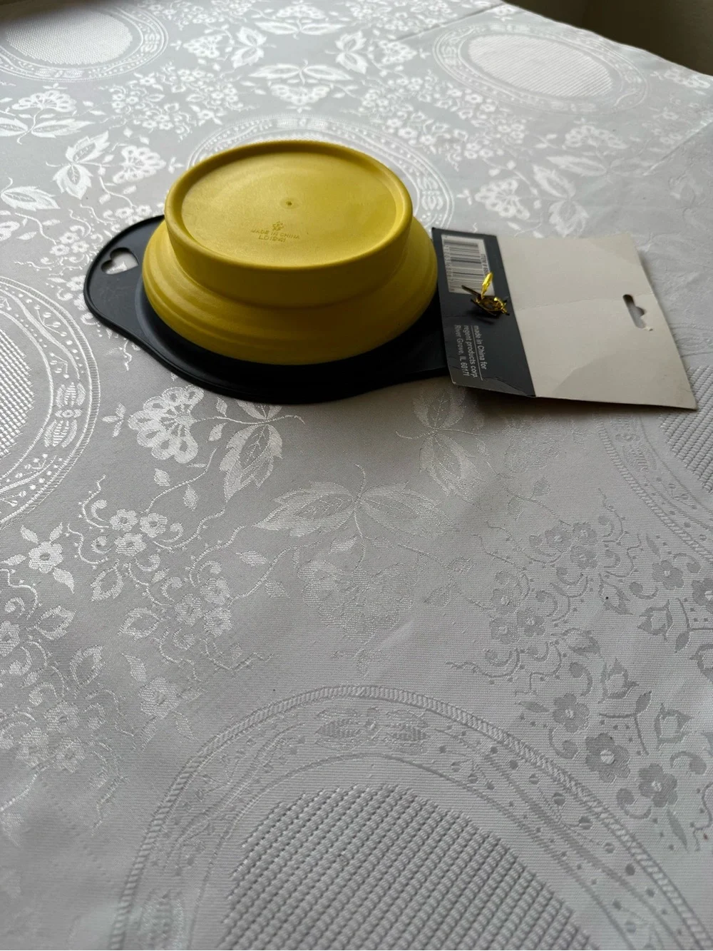 Source Unknown Collapsible Pet Bowl - Yellow and Black